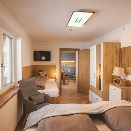 Apartament Bucher *